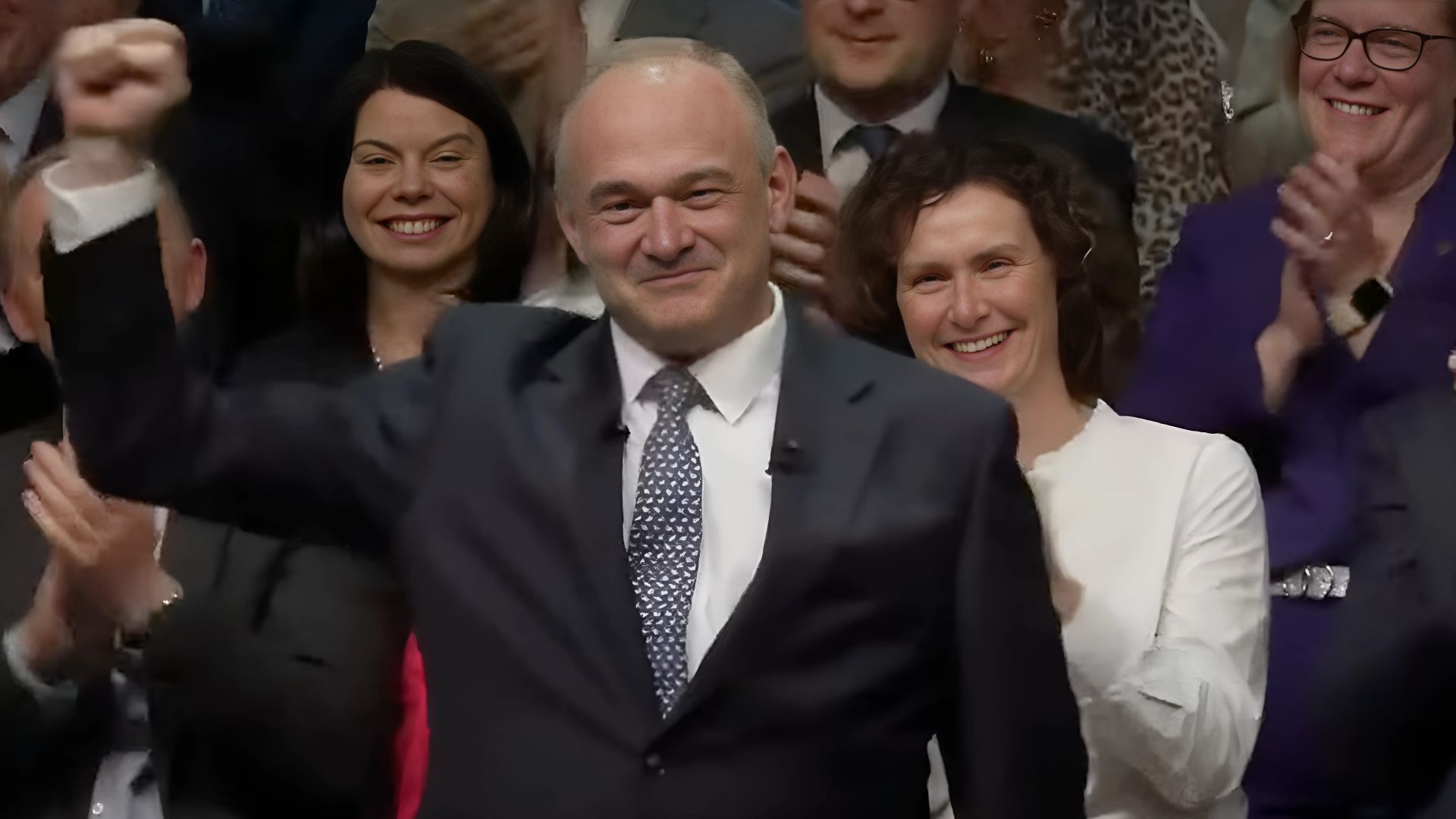 “Don’t Let Trump’s America Become Farage’s Britain”: Ed Davey Uses Lib Dem Spotlight to Draw a Hard Line