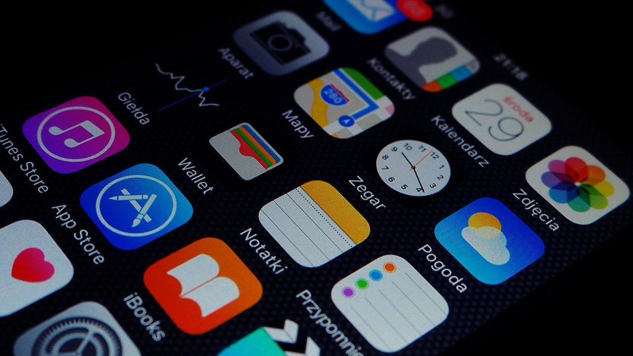 Privacy policies facing one UK family in a single day run to 83 hours of reading, study claims
