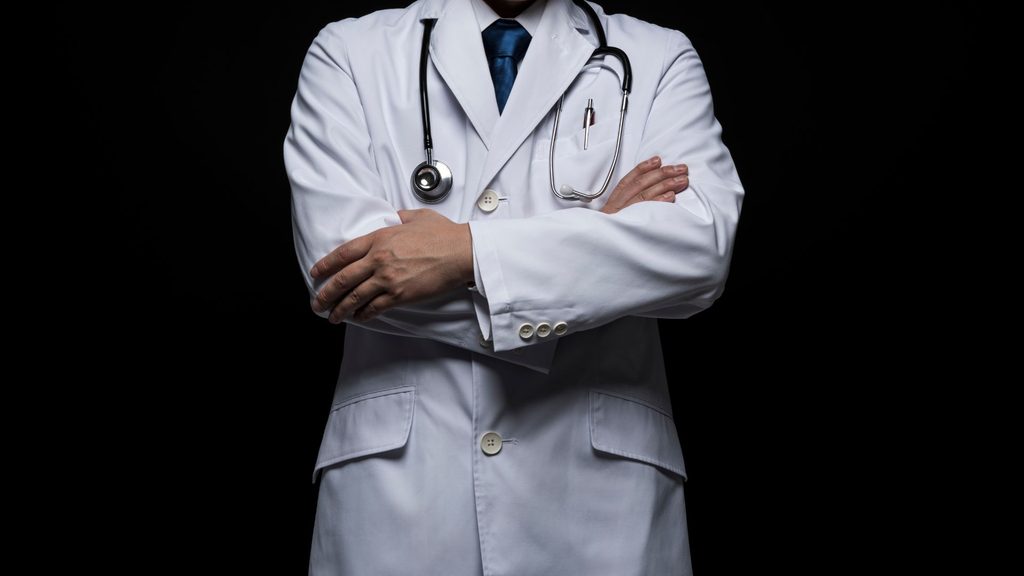 Resident doctors in England announce five-day pre-Christmas strike over pay and jobs