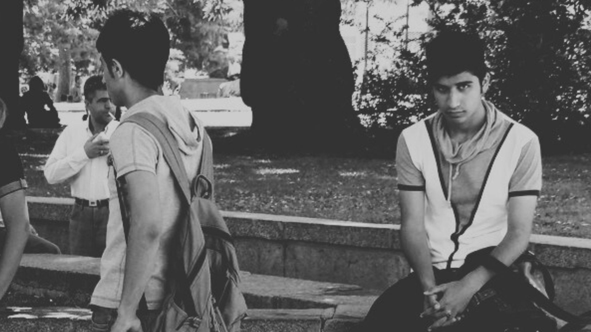 Young Iranians Find Safety and Solidarity Online as Airstrikes Devastate Tehran