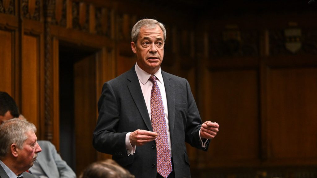 Nigel Farage Opens Talks With El Salvador to Send 10,000 Foreign Criminals to Its Prisons